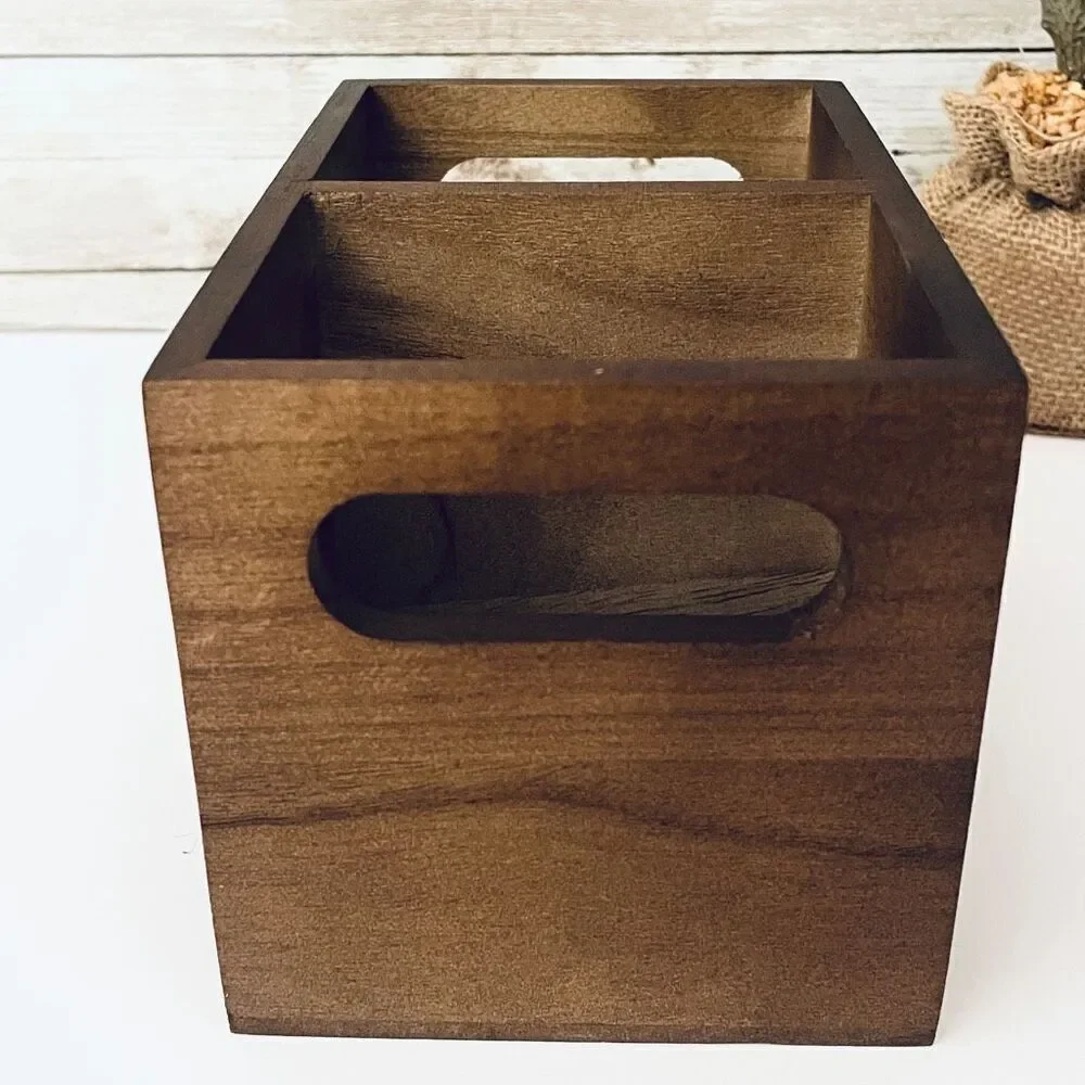 NWT Gorgeous Farmhouse Tan/ Brown Wood Remotes Graphic 2 Slots Organizer Holder